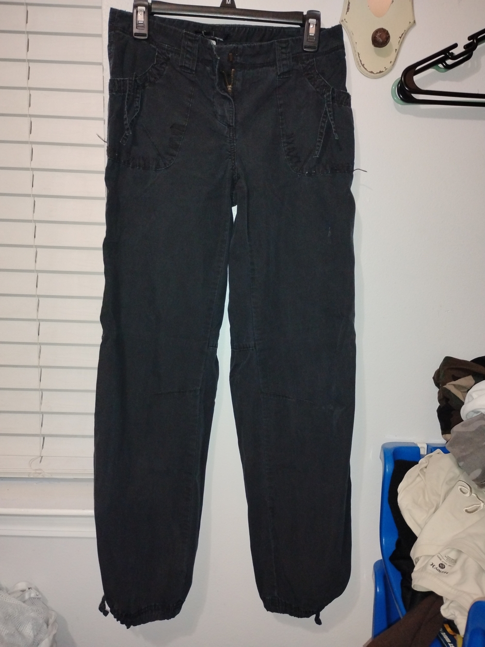 Moda International VS Drawstring Hem Black Cargo Parachute Pants Y2K - Size 6